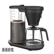 Electrolux 伊萊克斯滴漏式自動仿手沖美式咖啡機, Black, E7CM1-50MT