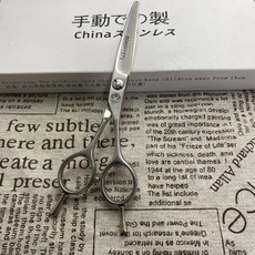 大武士 專業理髮剪刀 5.5寸 440c, 1個, 如圖所示
