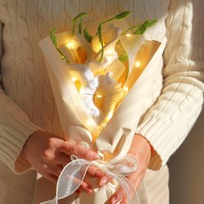 이지유 (LED전구 증정) 뜨개 꽃다발 핸드메이드 완제품 장미 성년의날 로즈데이 어버이날 스승의날 기념일 니트 선물 소품, 1개, 카라 뜨개 꽃다발