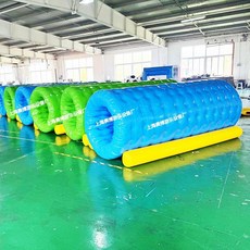 터널 통과하기 에어바운스 대형 도너츠 체육 달리기, J. 오프 화이트 시간 여행