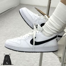 (백화점 정품) 여성 나이키 운동화 화이트 블랙 키높이 데일리 신발 스니커즈 NKBD (스포젠가방)
