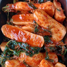 [제철곳간]전라도 총각김치 아삭한 알타리김치 국내산 담근 김치, 2kg, 1개