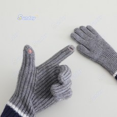 台灣出貨 【8-15歲】中大童五指手套時尚保暖布標分指手套學生手套寫字男女露指魔術手套