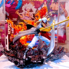 Banpresto 鷹眼公仔 航海王 Battle Record Collection, 1個, 無燈座版(鷹眼版本2),含公仔(附正版原盒)