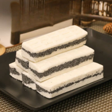 台灣上青 海鹽黑米芡實糕, 500g, 1個