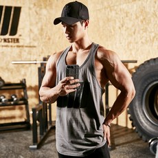 blackmonsterfit 深剪裁背心 Nasi