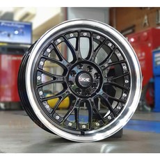 正XXR521 黑底亮唇 18吋鋁圈 5/108 5/112 5/100 5/114.3 5/120 FOCUS, 1個