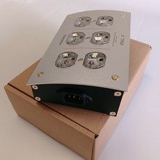 Furutech 古河 e-TP60 6位電源插座 HIFI音響 美式電源盒, 銀色如圖美標一臺價,200*130*60mm