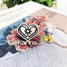 aespa 金屬胸針 徽章 派對周邊 aespa同款 KARINA 柳智敏 金冬天, XZ020-3Karina, 1個