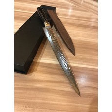 67層大馬士革鋼 VG10 錘紋單刃刀 - 筋引 多用途 (刃長25.5cm), 1個, 含胡桃木刀鞘