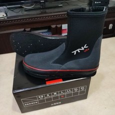 網路最低價 菜瓜布釘防滑鞋 - 溪流海釣溯溪高筒釘鞋