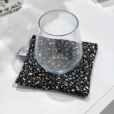 샤이닝그라운드 패브릭 티코스터 1P 컵받침 쿠앤크 블랙 누빔 하트, 1개, 쿠앤크블랙