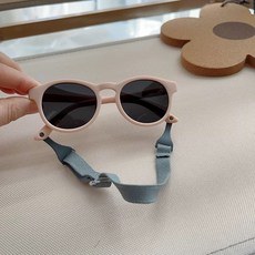 B.P飾品專賣 十月新款-偏光抗UV400 兒童輕量矽膠磨砂莫蘭迪色墨鏡 太陽眼鏡 輕量 檢驗合格 抗UV400 兒