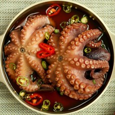 여수정아식품 야들야들 식감이살아있는 돌문어장 1kg, 1세트