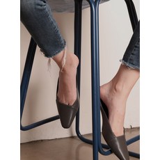 [국내정품] [6월 29일 배송] 꼼므지 블로퍼 Asymmetry mule / CG1022GR 227131