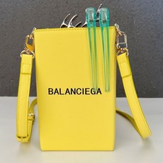 桃園出貨 美髮剪刀包 髮型師專用高級工具收納包 時尚潮流剪髮理髮包 專業美髮師挎包, 1個, 英文黃色, 英文黃色