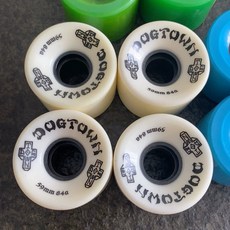 DOG TOWN 進口品牌 專業刷街輪 綠色/藍色 59mm 43mm 84a 高彈 路沖長板動作輪, 如圖所示, 1個