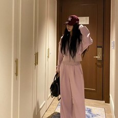 短版連帽運動套裝