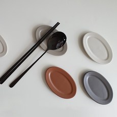 코세르 베이직 수저받침 타원수저받침 무광도자기 달빛스토어, 크림, 1개