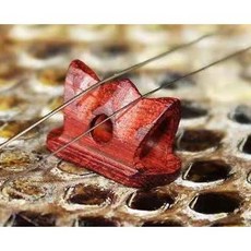 專業二胡碼 W型鏤空 考級二胡琴碼 黑檀木琴碼 紫壇木琴碼 二胡碼子橋形 三通碼條形鏤空, 1個, 紫檀木W型