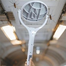 회전 전기 모기채 벽걸이 휴대용 360도 회전식 전기 모기채 충전식 가정용 살충 모기잡이 퇴치기 홈케어