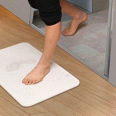욕실매트 쏘옥 물기 규조토 M 게르마늄형 RW08C0AD, 1개