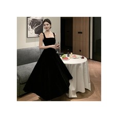 2026新款法式氣質高級感赫本風紅色吊帶連衣裙子女夏收腰字長裙, L