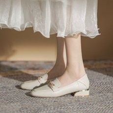 스퀘어 낮은굽 골드버클 여성로퍼 RA3349