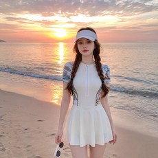 女連體泳衣 顯瘦遮肚 拉鏈裙式平角褲泳裝