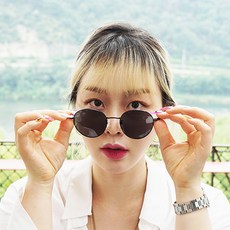 클리프디자인 풀티타늄 가벼운 무게 12g 남자 여자 선글라스