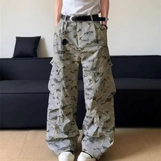 인어미남 남성 봄가을 카모플라주 카고 바지 남여공용 빅포켓 디자인 슬랙스 멋쟁이 와이드 팬츠