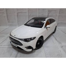 NZG Mercedes-Benz CLA Shooting Brake 1:18 模型車 極地白, 1個