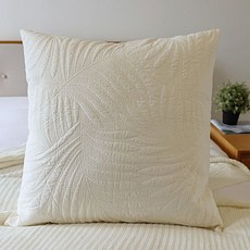 YINFUNG 화이트 퀼트 유로 샴스 26x26 야자수 잎 2개 세트 유럽 베개 커버 엠보싱 텍스처 면 패턴 밝은 흰색, 26" x 26" (Pack of 2), Ivory Leaves