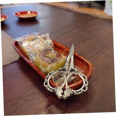 자수용 쪽가위 손바느질 실밥제거 공예용 미니 휴대용 엔틱 장식 케이스 포함, 1개, 상세페이지 참조