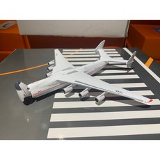 RBF現貨 ALB 金屬 1:400 AN225 CCCP-82060 互動式金屬飛機模型，精緻收藏，重現航空傳奇, 1個