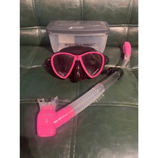 SCUBAPRO SYNERGY TWIN BLK/PINK 潛水/浮潛面鏡 含呼吸管, 1個