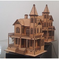 歐式城堡別墅木屋模型，雷射切割雕刻完成品，精緻DIY手作，浪漫居家擺飾，創意禮物首選, 1個