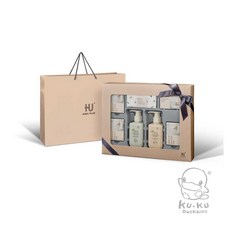 酷咕鴨 KUKU PLUS 舒敏積雪草寶寶頂級精選沐浴禮盒 沐浴禮盒 彌月禮盒【六甲媽咪】, 1個, 沐浴禮盒