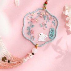 熱銷 刺繡手工diy材料包 自繡製作平安福禦守書簽掛件雙麵繡蘇繡送男友禮物, 白色 花漫平安-繃+禮盒, 1個