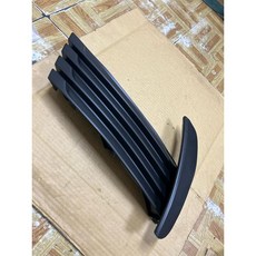 TNSK TOYOTA ALTIS 2017年後 11.5代 霧燈蓋 無燈孔型, 1個, 駕駛左邊