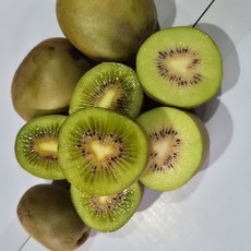 밥상언니 설렘 가득 프리미엄 제주 레드키위, 1개, 중과 1.5kg 내외