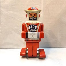 發條玩具 鐵皮玩具 消防員 雙色手搖機器人 古早味 收藏 復古 懷舊 老玩具 贈禮 交換禮物 聖誕禮物 生日禮物, 1個