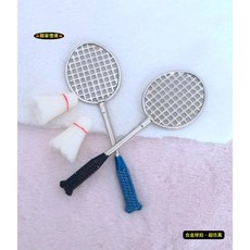 隨草憶境 迷你仿真羽毛球拍組 (4件套合金) 娃娃屋袖珍微縮模型, 1個, 4件套（2球拍+2球）