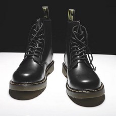 Gshop. 英倫風真皮馬丁短靴，工裝靴男靴，冬季保暖雪地靴
