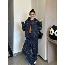 胖mm運動風休閒套裝女秋冬大碼顯瘦連帽外套闊腿褲兩件套