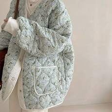 깔깔이 패딩 노카라 여성 촌캉스 여행 귀여운 꽃무늬