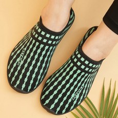 SSOOSS 커플 아쿠아슈즈 물빠짐 워터슈즈 남자 물놀이 신발 아동 키즈 여성 아쿠아삭스 C7T19AS