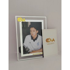 徐濱簽名照 附有 CAA 簽名鑑定證書, 3, 樣式