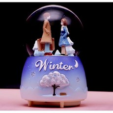 聖誕水晶球 桌面擺件 自動音樂 飄雪 交換禮物, 1個, 白月光情侶 對視