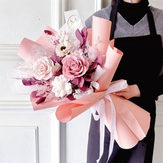 貝爾維亞永生花束，贈送5ml香氛油, 貝爾維亞永生花束